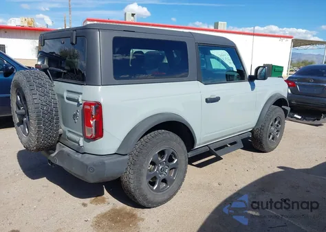 2022 Ford Bronco Big Bend z USA, uszkodzony, nr VIN 1FMDE5AH7NLB27303